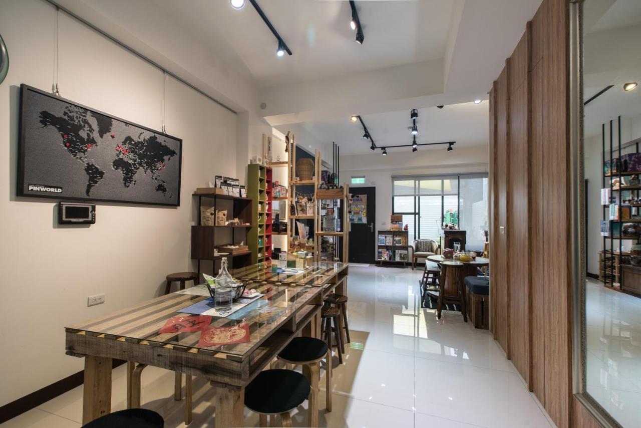 黑琵軼棧湖濱旅宿 K&B Happy Hostel Tainan Dış mekan fotoğraf