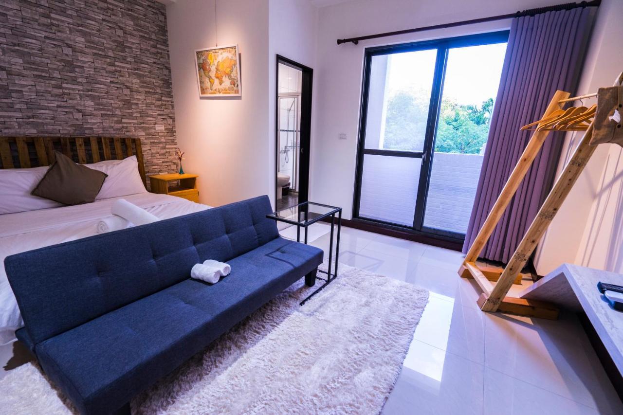 黑琵軼棧湖濱旅宿 K&B Happy Hostel Tainan Dış mekan fotoğraf