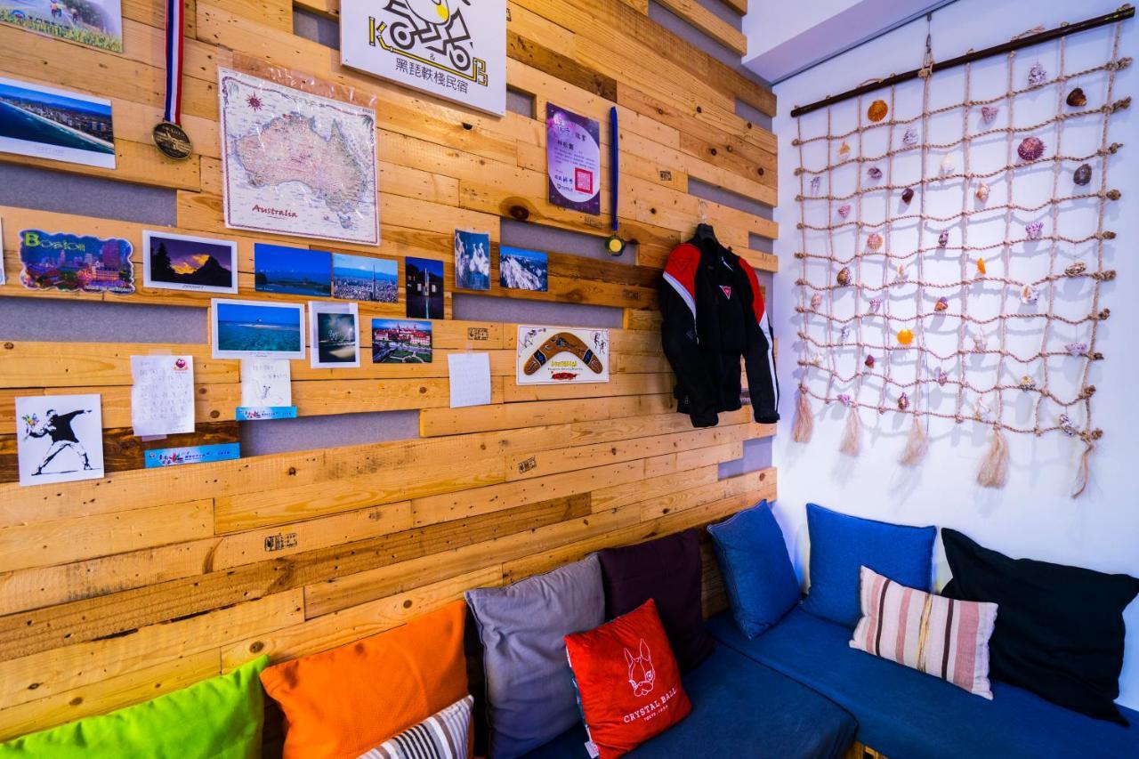黑琵軼棧湖濱旅宿 K&B Happy Hostel Tainan Dış mekan fotoğraf