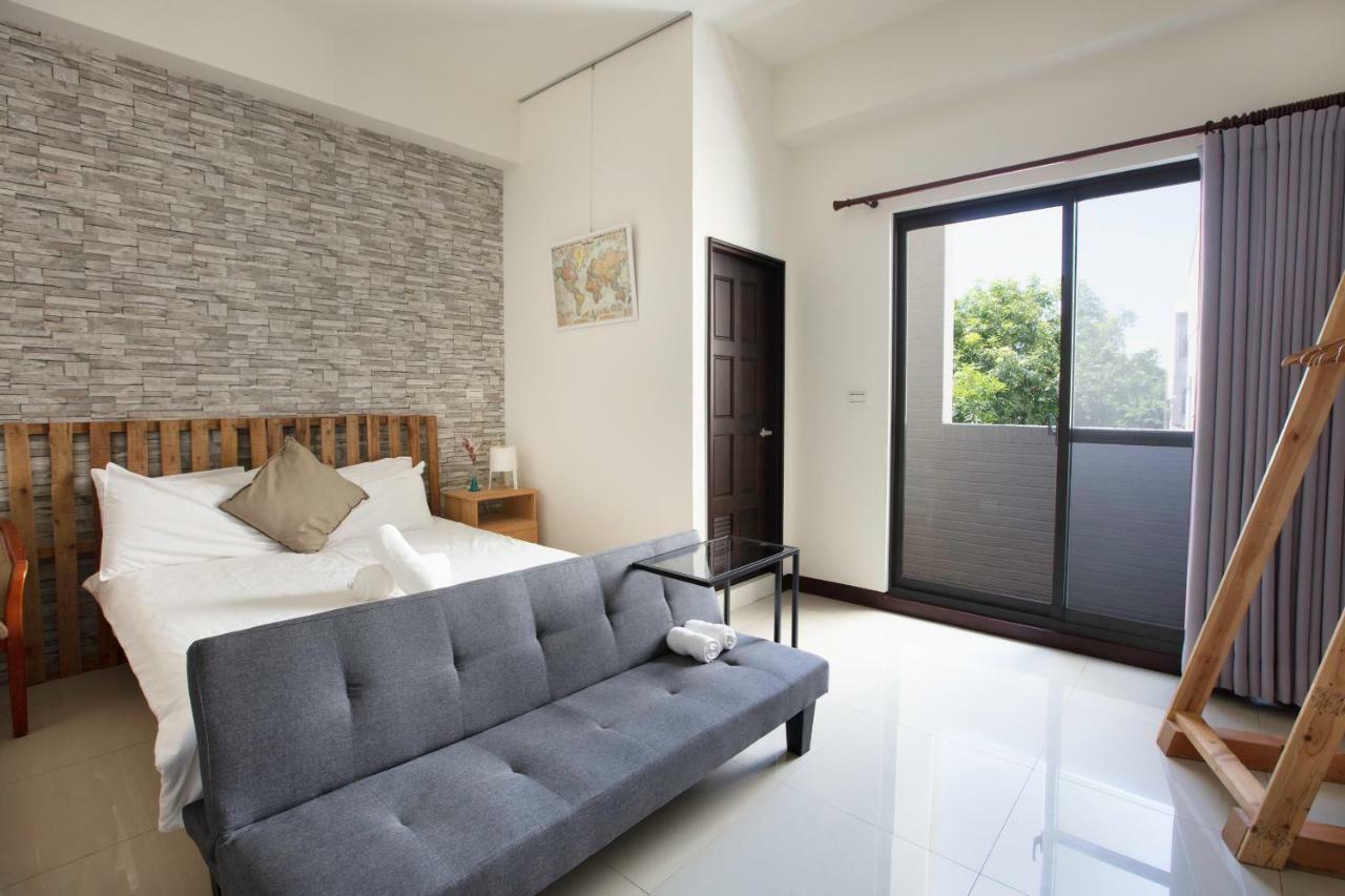 黑琵軼棧湖濱旅宿 K&B Happy Hostel Tainan Dış mekan fotoğraf