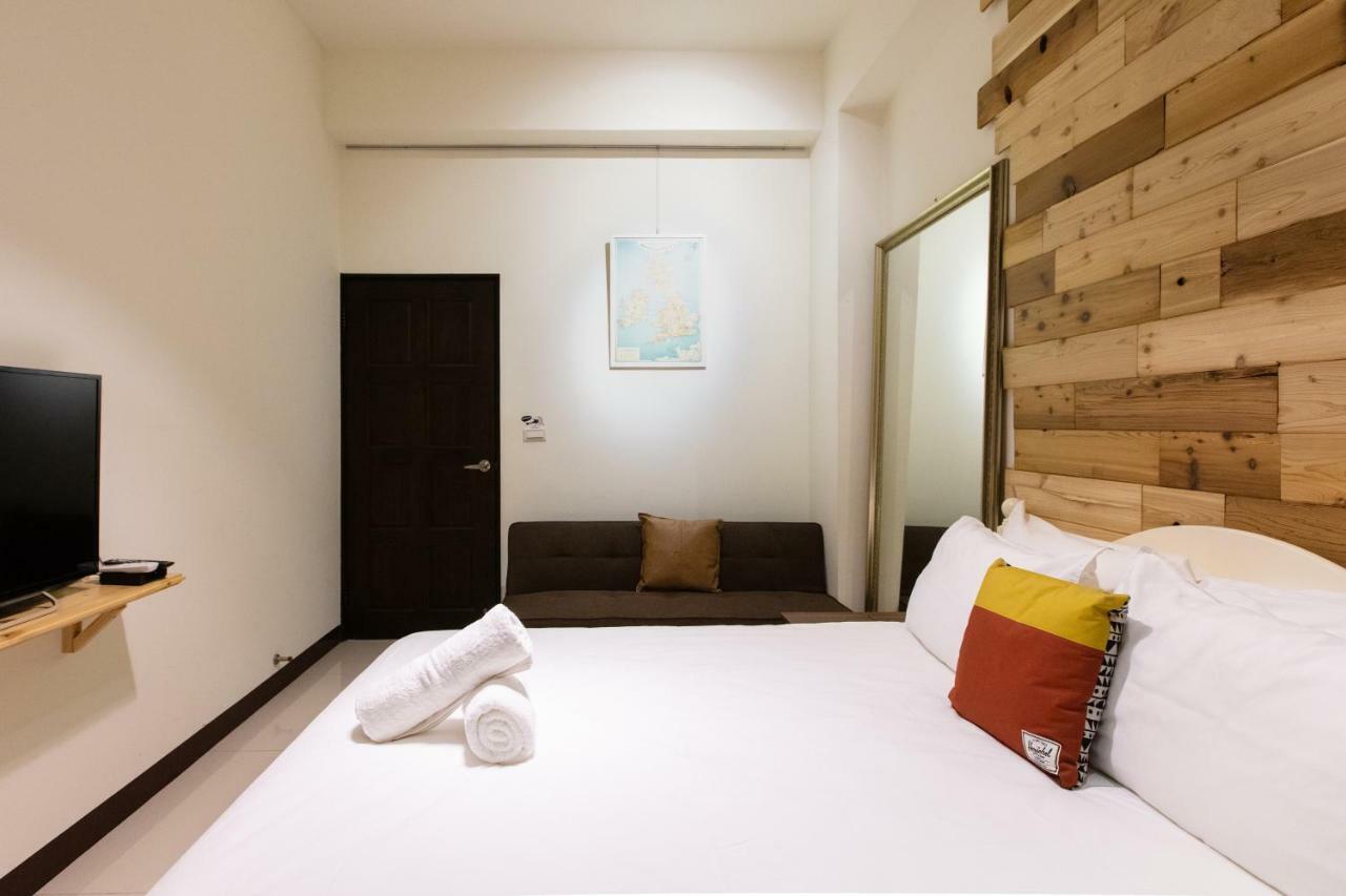 黑琵軼棧湖濱旅宿 K&B Happy Hostel Tainan Dış mekan fotoğraf