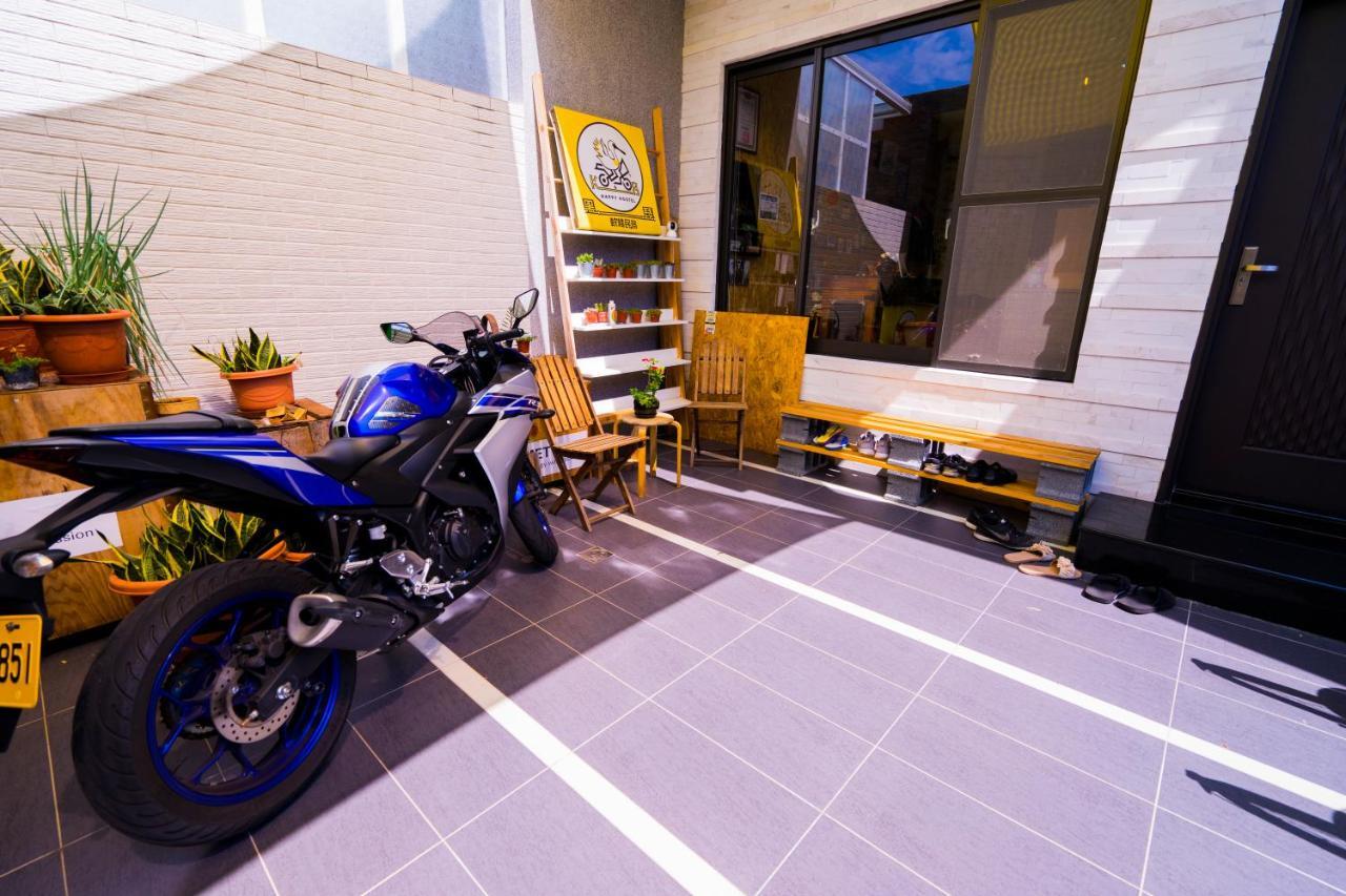 黑琵軼棧湖濱旅宿 K&B Happy Hostel Tainan Dış mekan fotoğraf